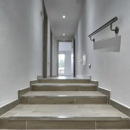 게스트하우스 Charme Experience 4*