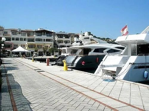 Charme Experience 4* サンタ・テレーザ・ガッルーラ