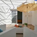 Πανσιόν Charme Experience 4*
