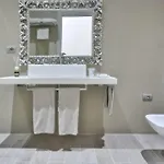 Πανσιόν Charme Experience 4*